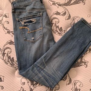 American Eagle High Rise Jegging .
